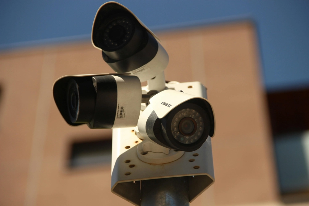 Installation de caméra de surveillance à Marrakech pour sécurité maison et entreprise